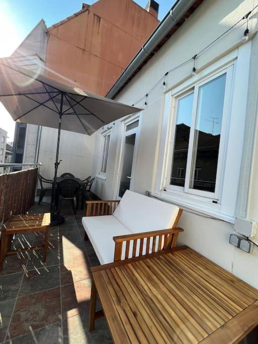 Atico Vintage Con Terraza Apartment Vigo Bagian luar foto